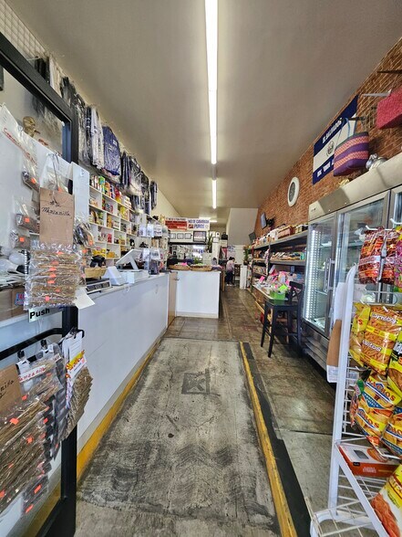 More Photos Of 2500 W Pico Blvd, Los Angeles Storefront Retail Residential For Sale