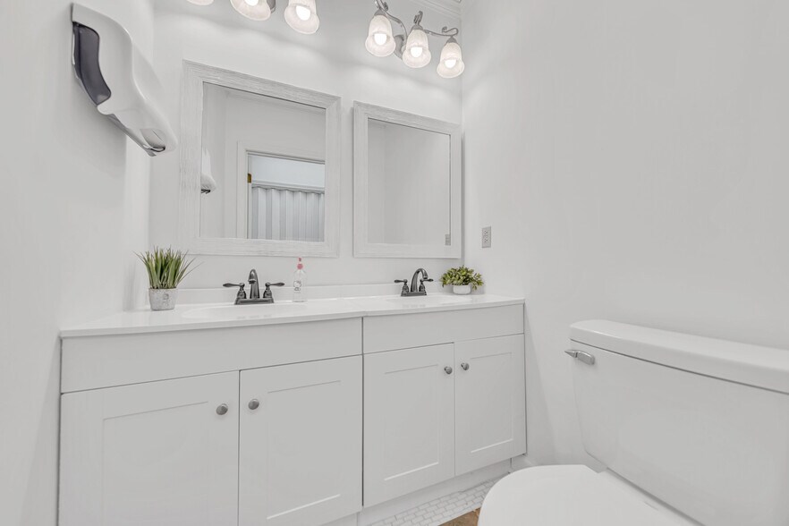 More Photos Of 751 Walnut Knoll Rd, Cordova Office For Sale