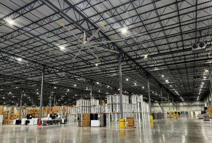 More Photos Of 3100 Southpark Blvd, Ellenwood Warehouse For Lease