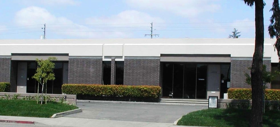Primary Photo Of 14550-14562 Wicks Blvd, San Leandro Research And Development For Lease