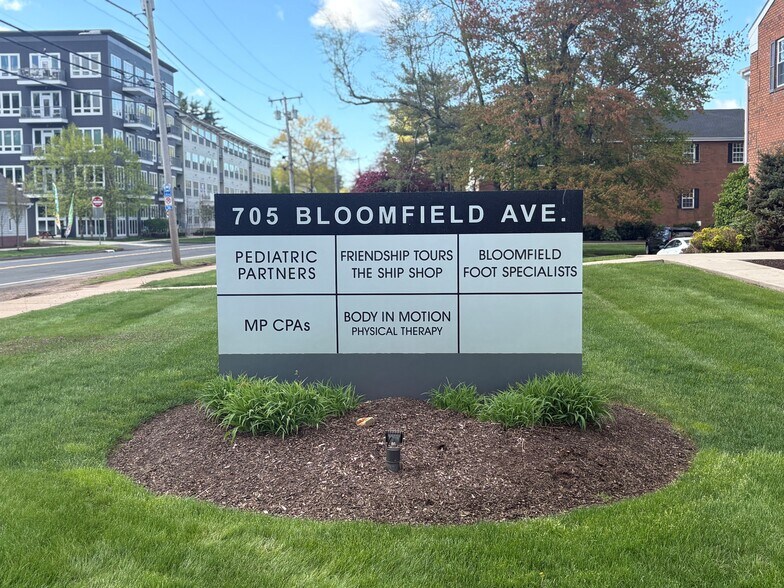 More Photos Of , Bloomfield Office For Sale