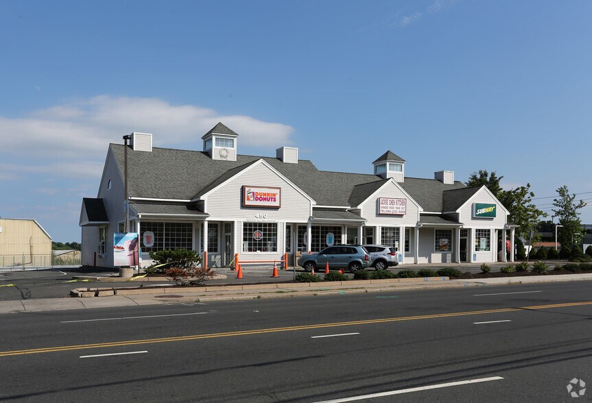 More Photos Of 450 New Park Ave, West Hartford Freestanding For Lease
