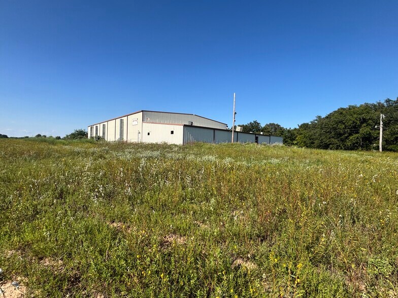 More Photos Of US-77, Thackerville Land For Sale