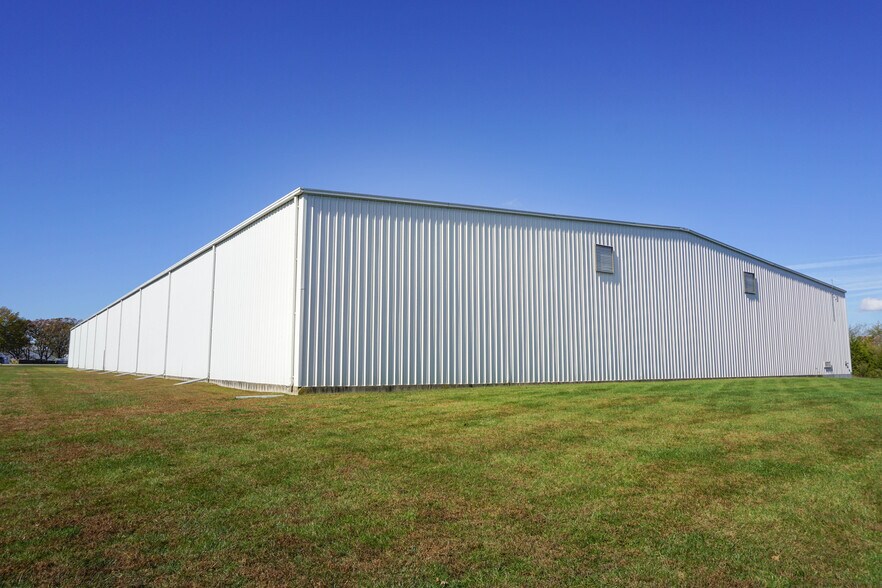 More Photos Of 3801 Hypoint Blvd, Rolla Warehouse For Lease