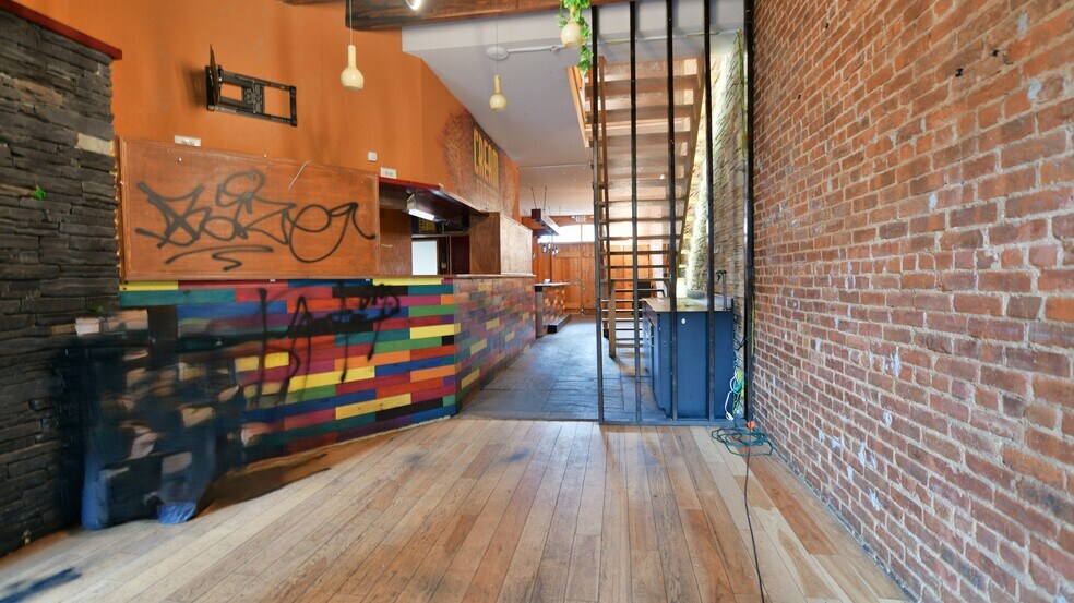 More Photos Of 5909 71st Ave, Ridgewood Restaurant For Sale