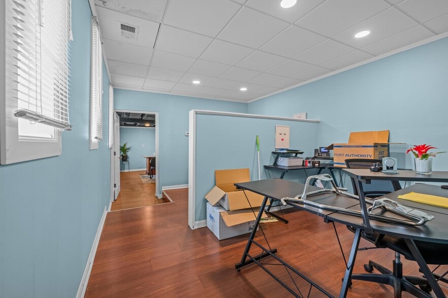 More Photos Of 26 Schmarbeck Ave, Buffalo Warehouse For Sale