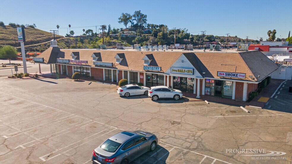 More Photos Of 1470 Highland Ave, San Bernardino Storefront For Lease