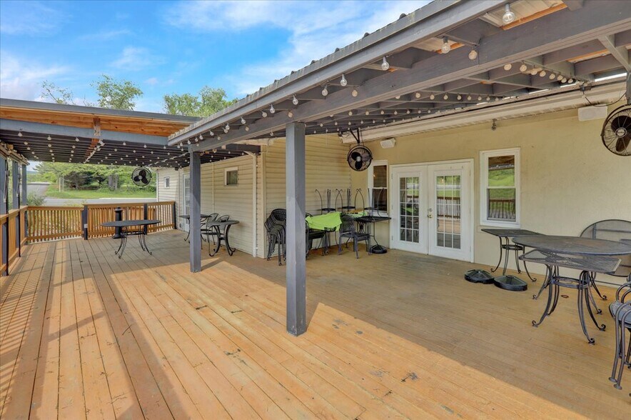 More Photos Of 655 Route 61, Orwigsburg Restaurant For Sale