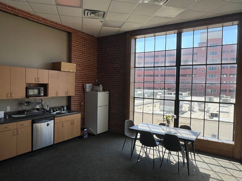 More Photos Of 214-218 E Main St, Oklahoma City Office For Lease