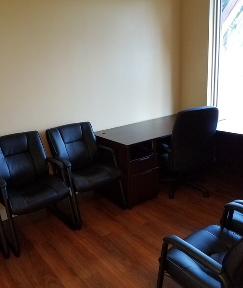 More Photos Of 709 S Federal Hwy, Boynton Beach Medical For Sale