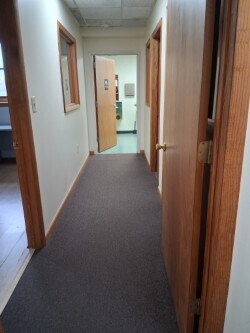 More Photos Of 416 Green Ln, Bristol Service For Lease