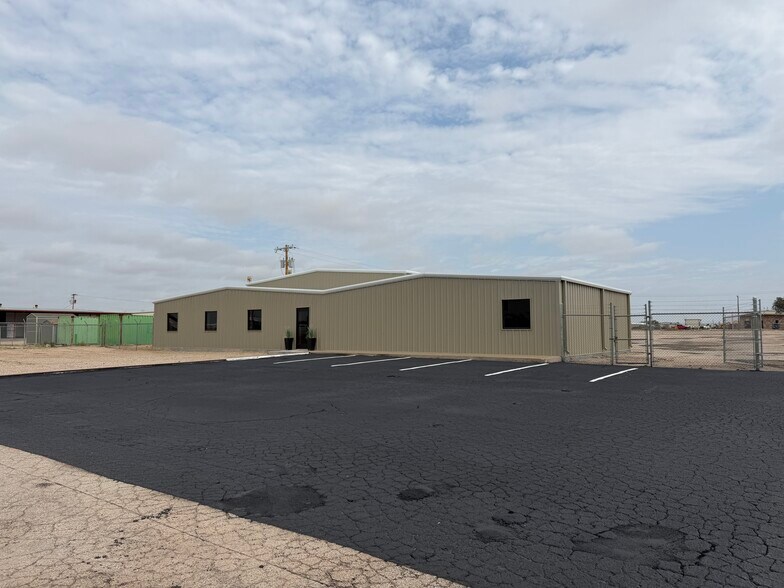 Primary Photo Of 2410 Steven Rd, Odessa Industrial For Lease