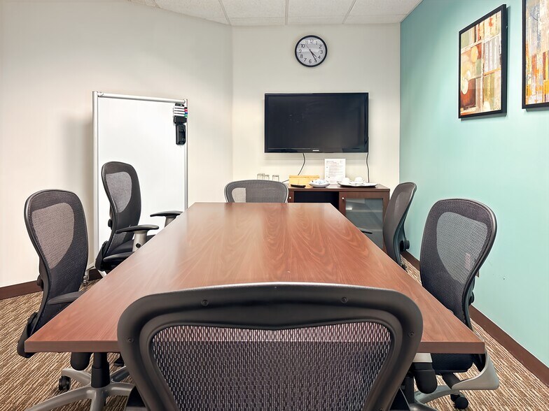 More Photos Of 41 University Dr, Newtown Coworking Space