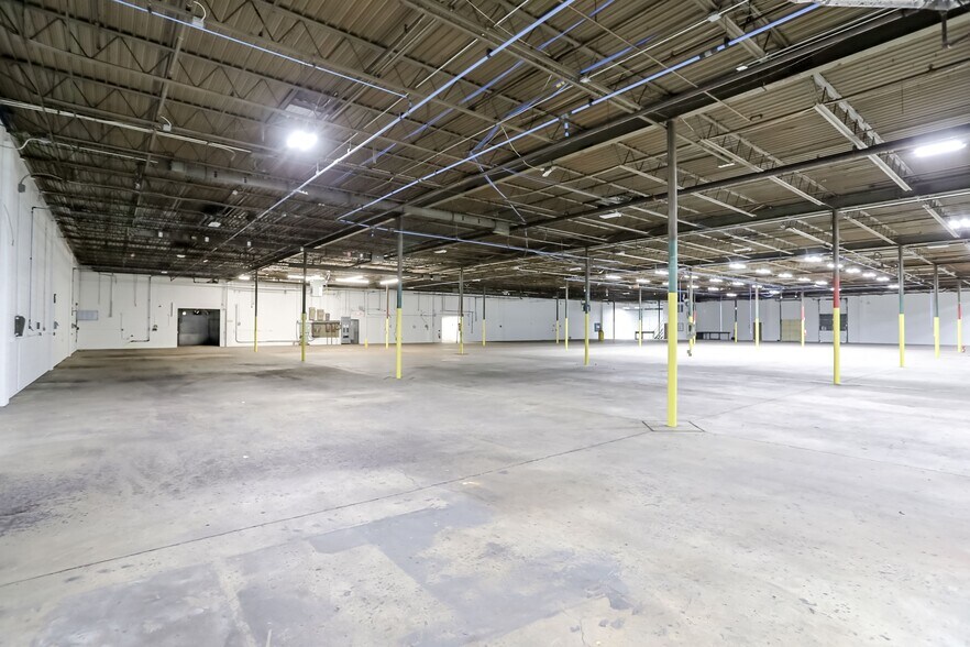 More Photos Of 2334 Production Dr, Indianapolis Warehouse For Sale