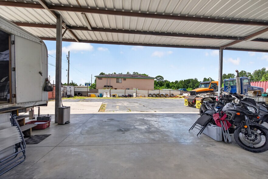 More Photos Of 7521 Parkhurst Dr, Houston Land For Sale