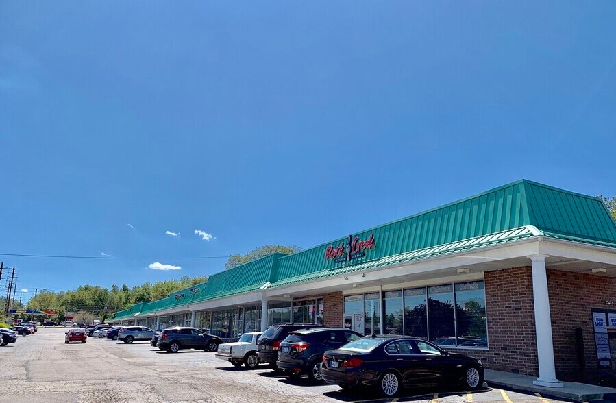 More Photos Of 7768-7800 W 130th St, Middleburg Hts Unknown For Lease