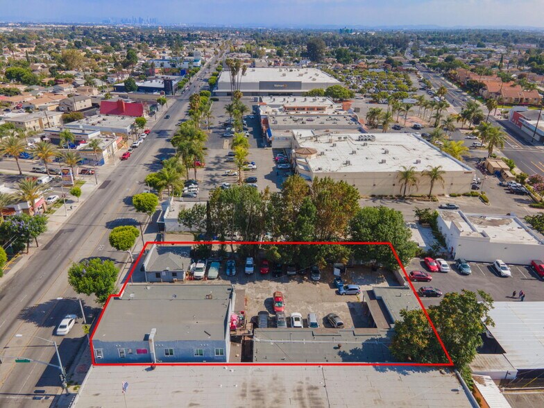 More Photos Of 1702-1710 N Long Beach Blvd, Compton Storefront Retail Residential For Sale