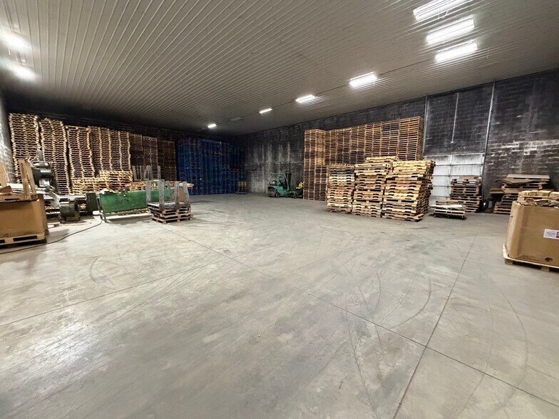 More Photos Of 99 Jonesboro Rd, Washington Court House Industrial For Sale