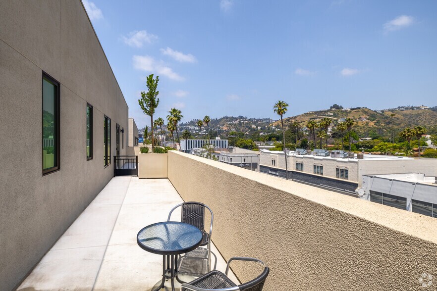 More Photos Of 7520-7566 W Sunset Blvd, Los Angeles Apartments For Lease