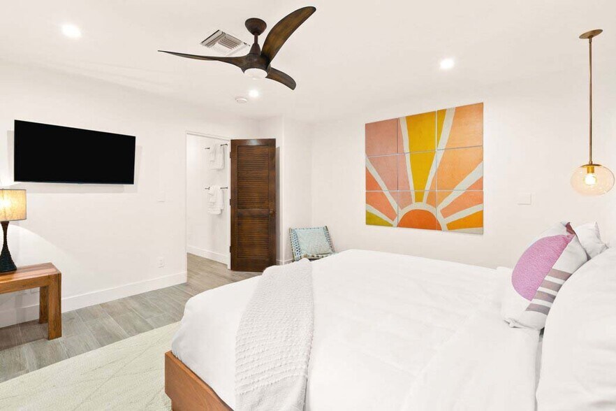 More Photos Of 71555 Jaguar Way, Palm Desert Specialty For Sale