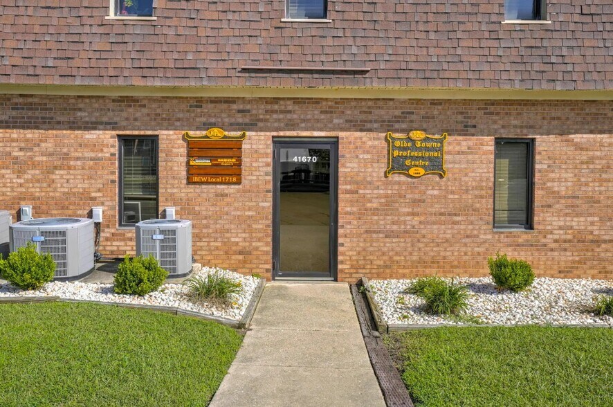 More Photos Of 41670 Courthouse Dr, Leonardtown Office For Sale