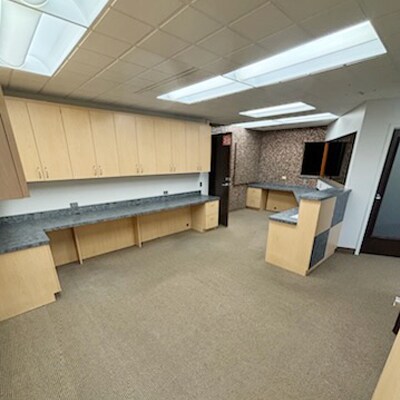 More Photos Of 6789 Ridge Rd, Parma Medical For Lease