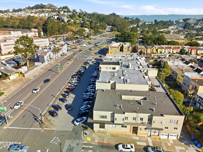 More Photos Of 699 Portola Dr, San Francisco General Retail For Lease