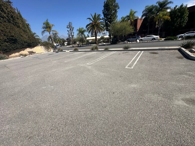 More Photos Of 2005 Garey Ave, Pomona Office For Sale