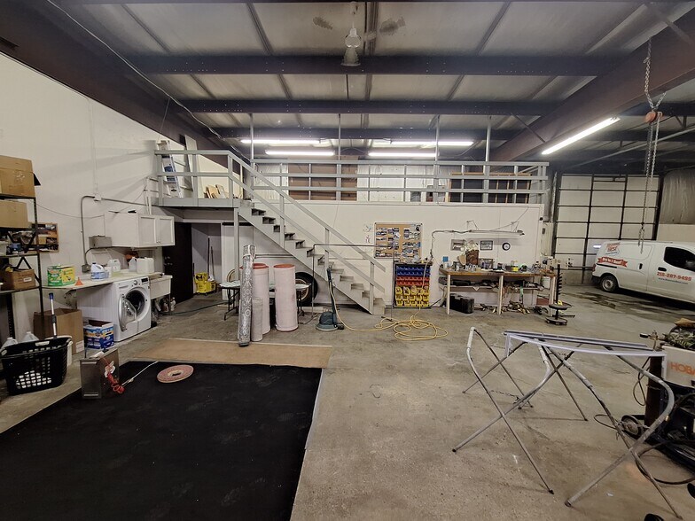 More Photos Of 4301-4303 12th Ave N, Fargo Service For Lease