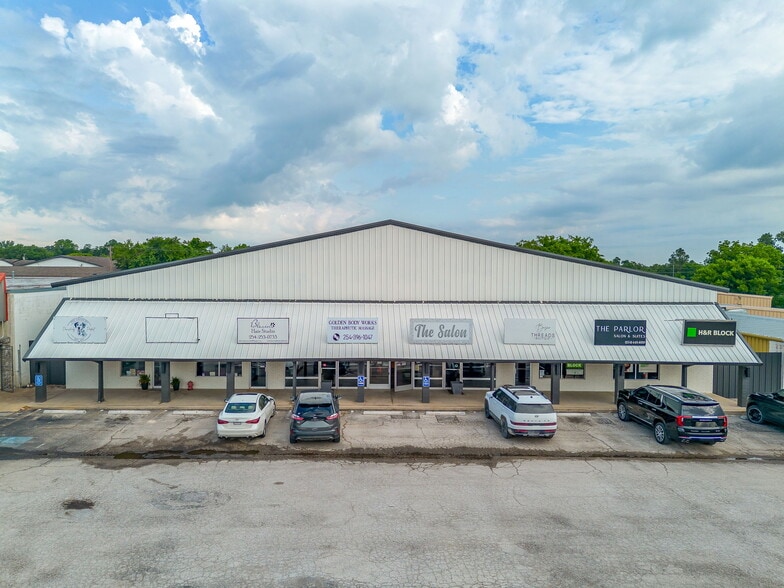 Primary Photo Of 1481 W South Loop, Stephenville General Retail For Sale