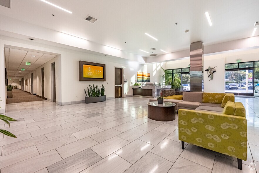 More Photos Of 13300 Crossroads Parkway North, City Of Industry Office For Lease
