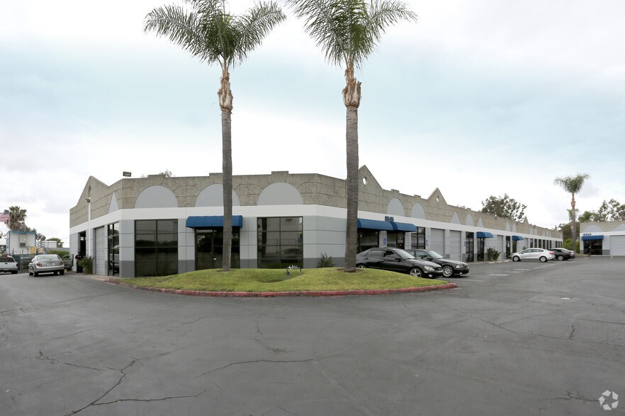 More Photos Of 8545 Arjons Dr, San Diego Unknown For Lease