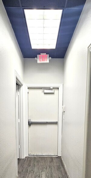 More Photos Of 5017 Colleyville Blvd, Colleyville Office For Sale