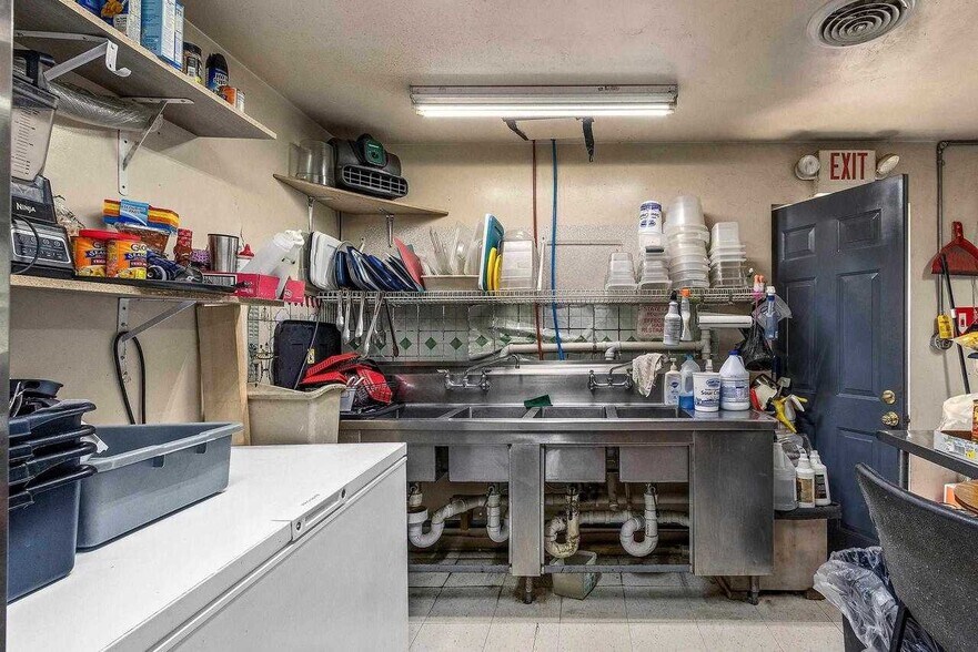 More Photos Of E3261 County Rd S, Casco Sports And Entertainment For Sale