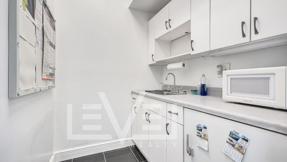 More Photos Of 3015 N Ocean Blvd, Fort Lauderdale Apartments For Sale