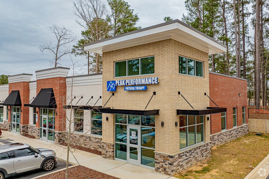 More Photos Of 8504 Darton Way, Raleigh Medical For Lease
