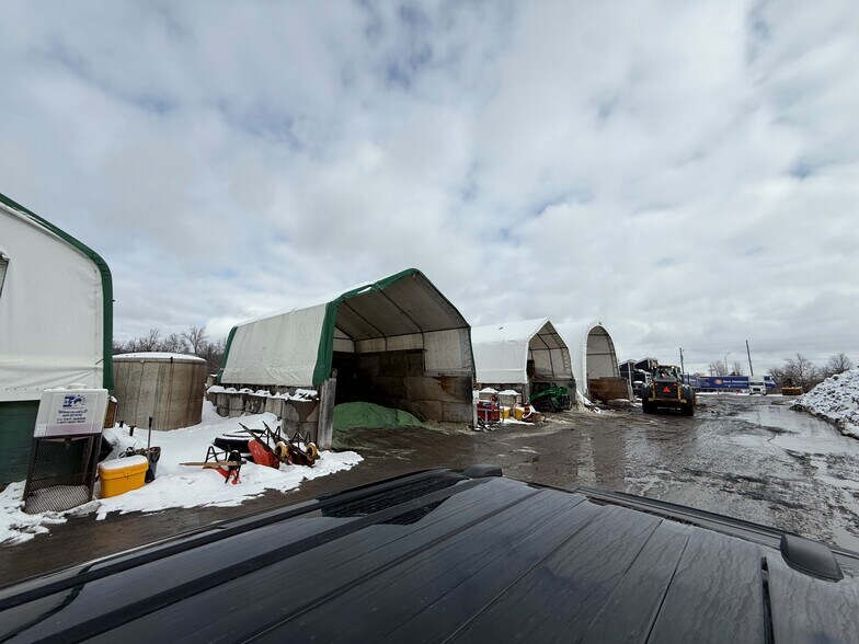 More Photos Of 4084 Albion Rd, Ottawa Industrial For Sale