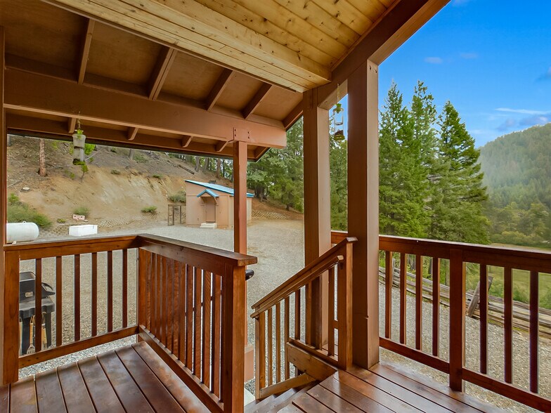 More Photos Of 10 Estabrook, Trinity Center Land For Sale