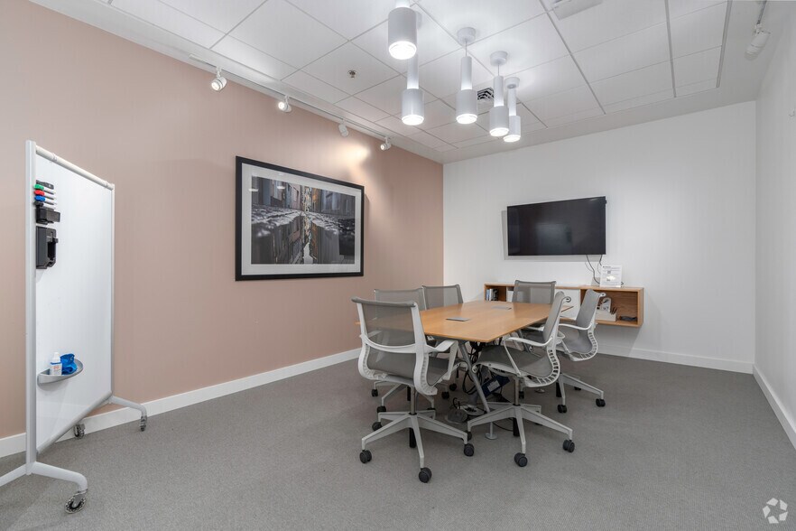 More Photos Of 2175 NW Raleigh St, Portland Coworking Space