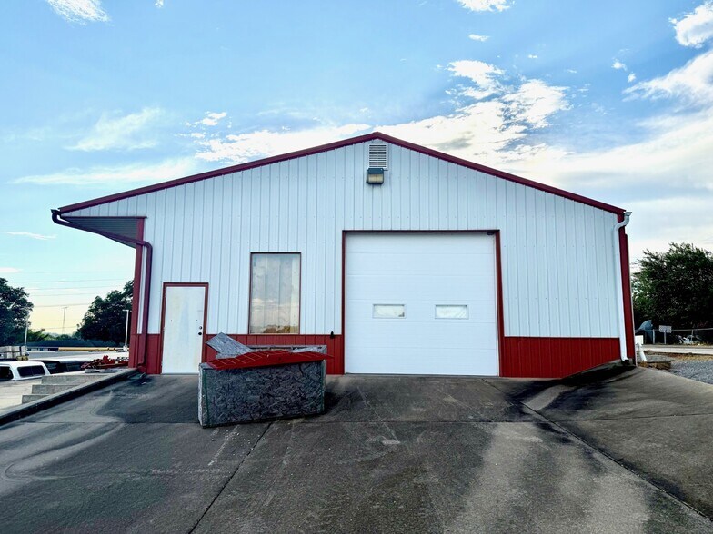 More Photos Of 5291 MO-25, Cape Girardeau Industrial For Sale