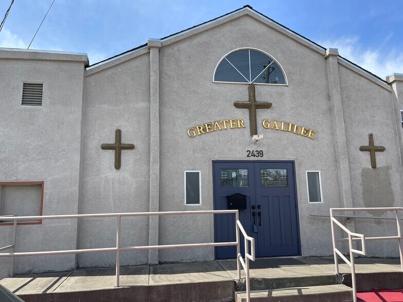 More Photos Of 2439 Adeline St, Oakland Religious Facility For Sale
