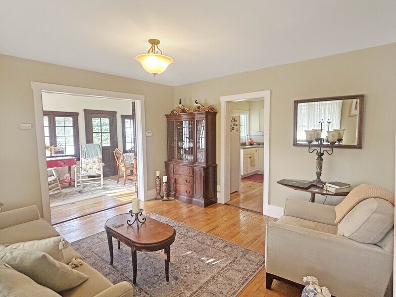 More Photos Of 100 State St, Grayling Specialty For Sale