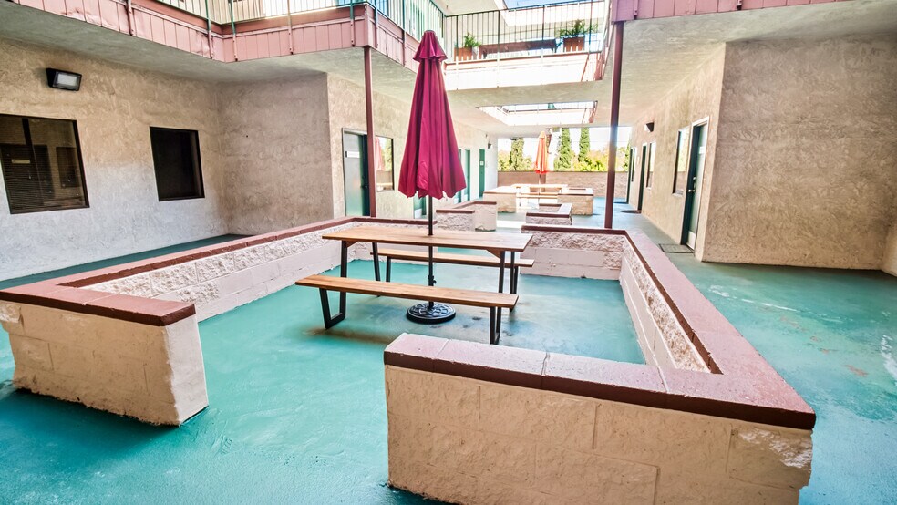 More Photos Of 5500 Atherton St, Long Beach Medical For Lease