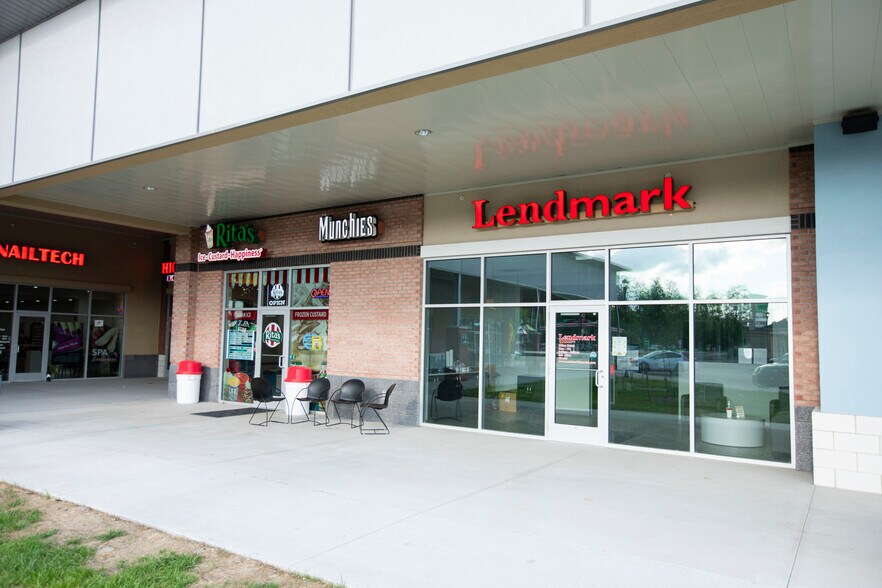 More Photos Of 2600 Middletown Commons, White Hall Storefront For Lease