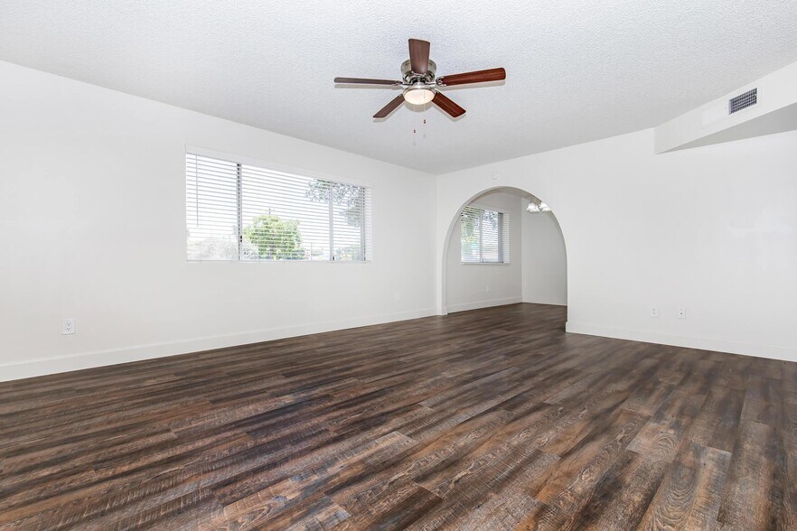 More Photos Of 526 E Barstow, Fresno Apartments For Sale