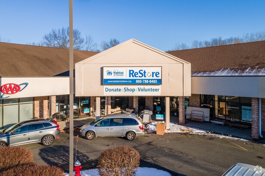 More Photos Of 34 Shunpike Rd, Cromwell Freestanding For Lease