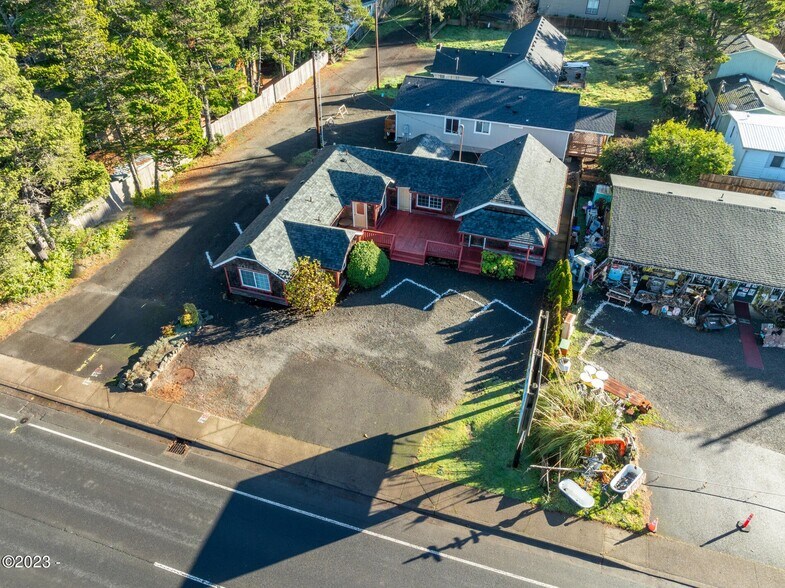 More Photos Of 3570 N Highway 101, Depoe Bay Office For Sale