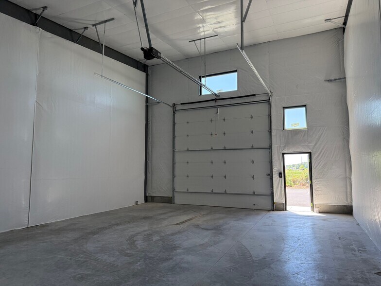 More Photos Of 4962 S 3300 W, Rexburg Light Distribution For Lease