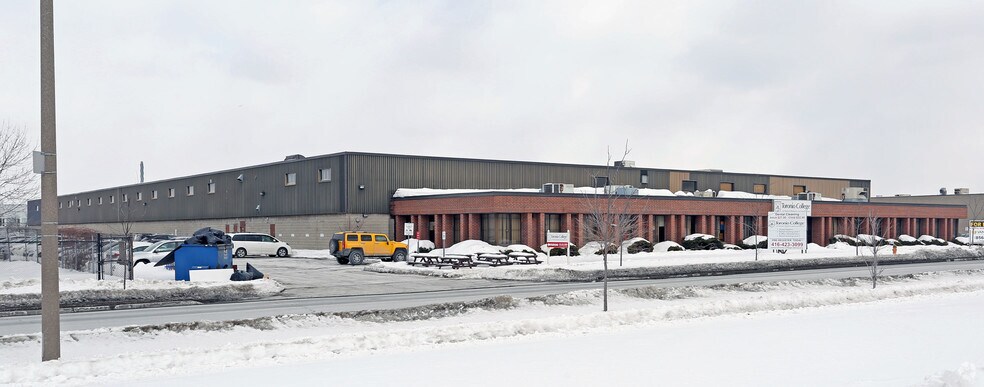 More Photos Of 300 Steeprock Dr, Toronto Service For Lease