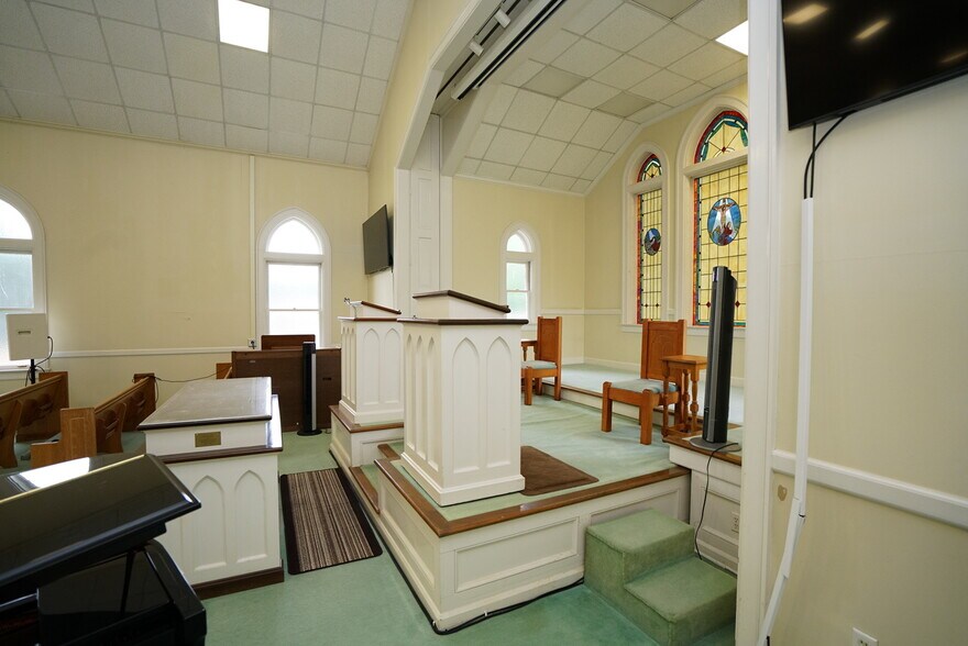 More Photos Of 4323 Primrose Rd, Columbus Religious Facility For Sale